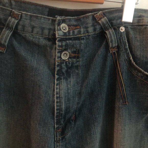 ROCAWEAR 38W X 32L - Picture 9 of 12